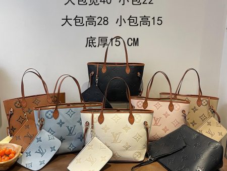 Louis Vuitton handbags on Sale