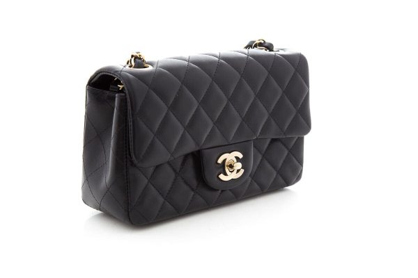 Chanel Black Single Flap 2022  Mini Lamb Leather Handbag For Cheap