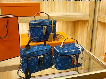 Louis Vuitton handbags Vanity Online now