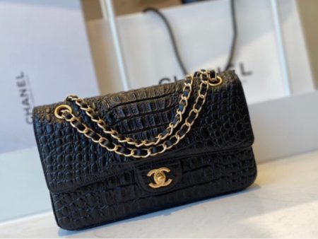 Woman Chanel black Handbag Sale