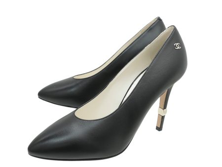 Chanel Black CC Classic Pump 38.5 For Discount