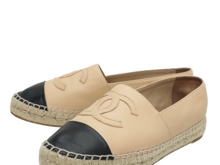 Chanel Bicolor CC Cap Toe Espadrille 39 Supply