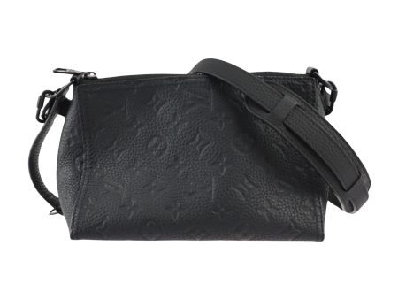 LOUIS VUITTON Triangle Shopper Online Hot Sale