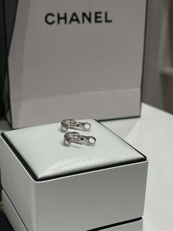 Chanel - Boucles d’oreilles Coco crush or blanc et diamants For Cheap