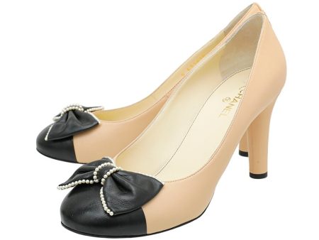 Chanel Bicolor Pearl Line Bow Cap Toe Pump 39.5 Online now