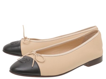 Chanel Bicolor CC Cap Toe Bow Flat Ballerina 37.5 Hot on Sale