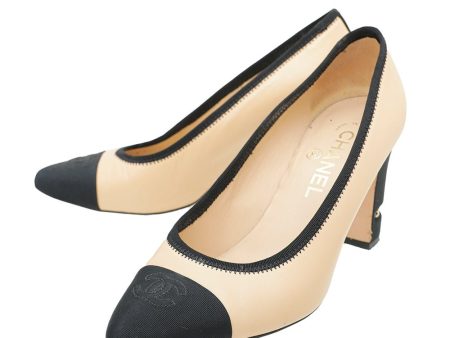 Chanel Bicolor Chained Heel Pumps 37.5 Online