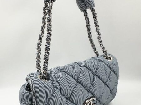 Chanel Bubble Striped Quilted Shoulder Bag For Sale