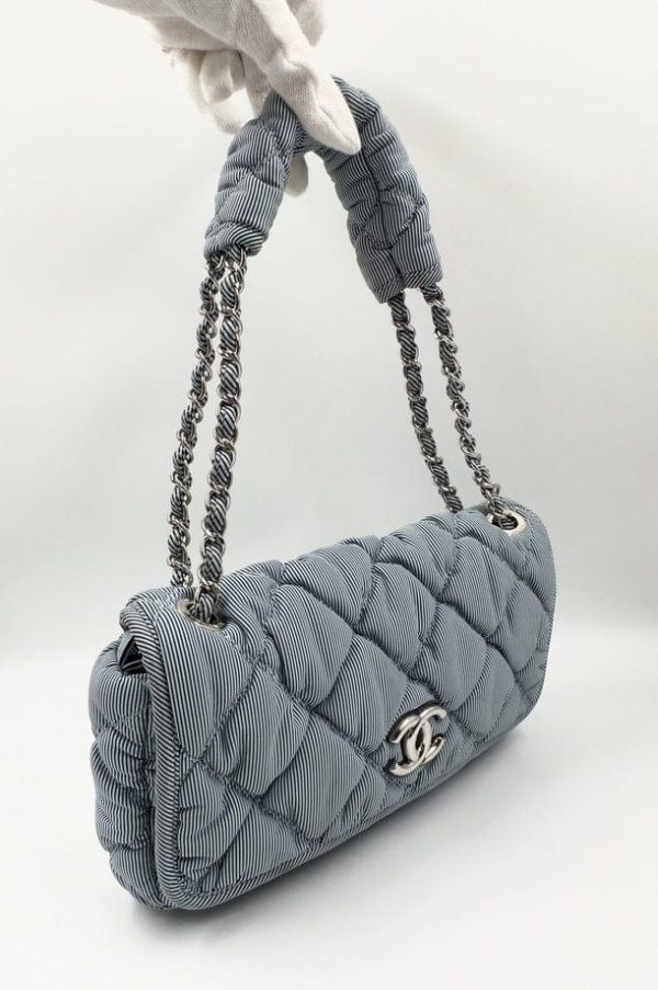 Chanel Bubble Striped Quilted Shoulder Bag For Sale