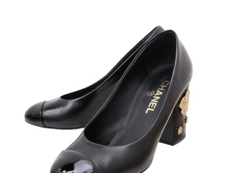 Chanel Black Camellia Applique Block Cap Toe Pump 39 Fashion