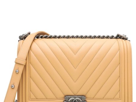 Chanel Beige Le Boy Chevron New Medium Bag For Sale