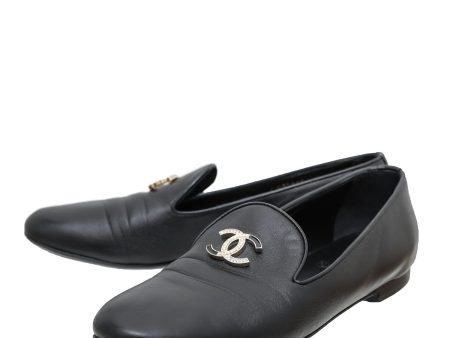 Chanel Black CC Moccasin Loafers 37.5 on Sale