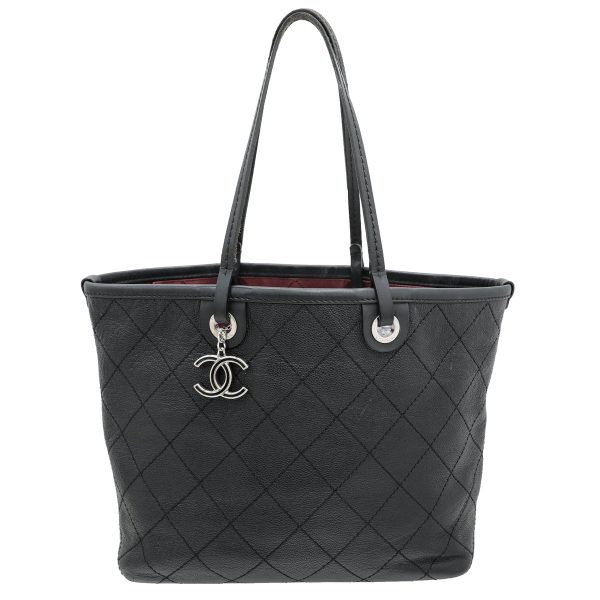 Chanel Black CC Charm Fever Tote Bag Fashion