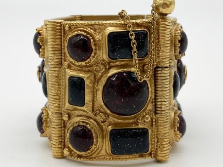 Rare Chanel Gold Gripoix Bracelet For Cheap