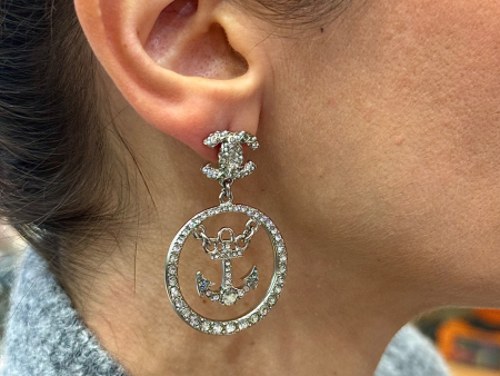 Chanel - Boucles d’oreilles La Posa Online now