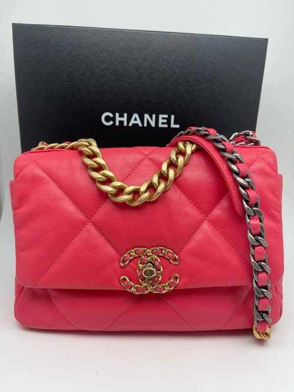 Chanel - Sac Chanel 19 Online now